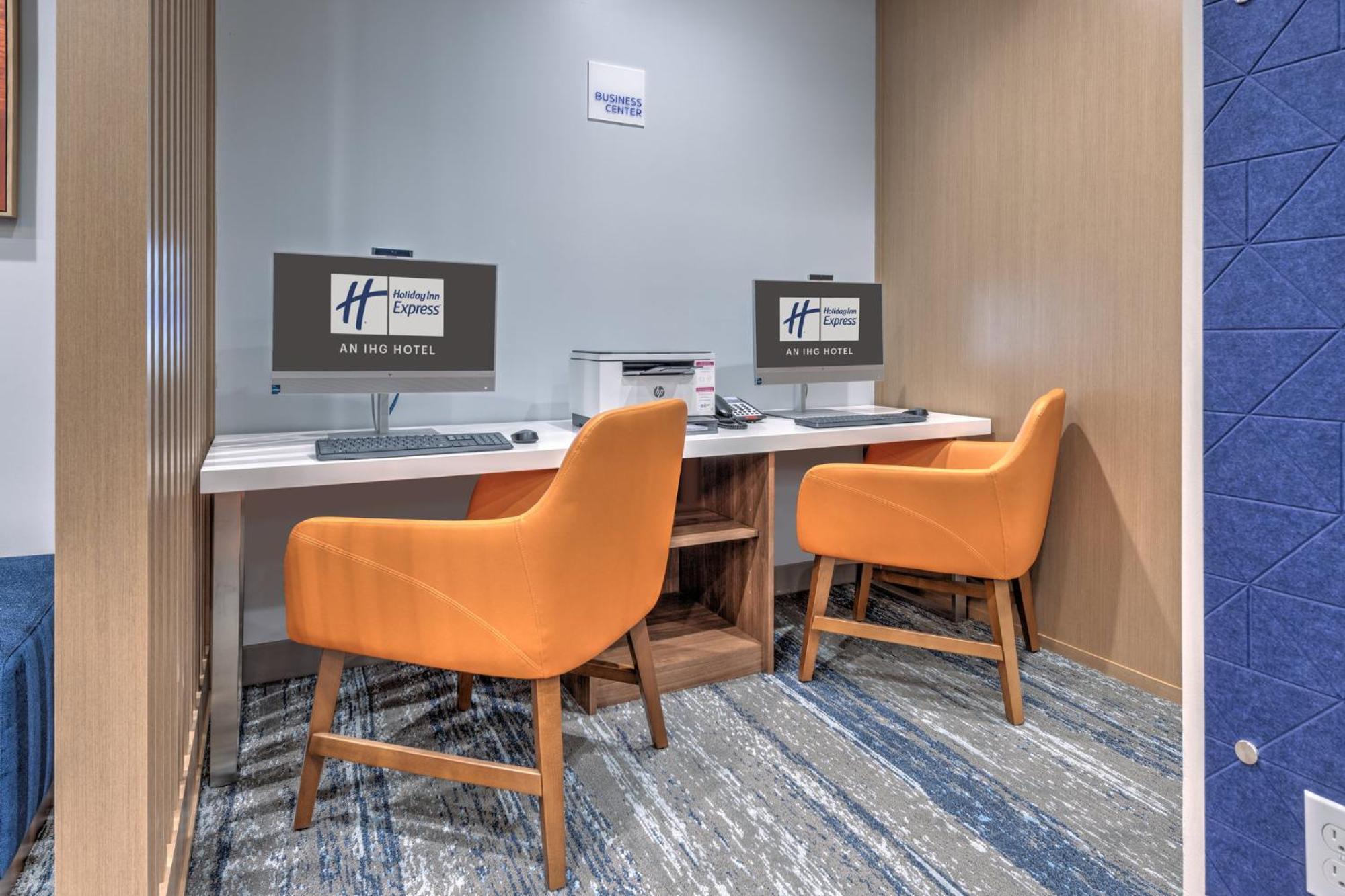 Hotel Express & Airport East By Ihg Austin