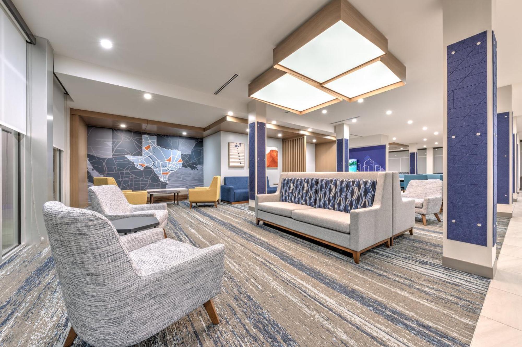 Express & Airport East By Ihg Hotel Austin